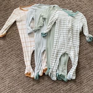 Set of 4 Cloud Island baby infant boy onesie footie pajamas